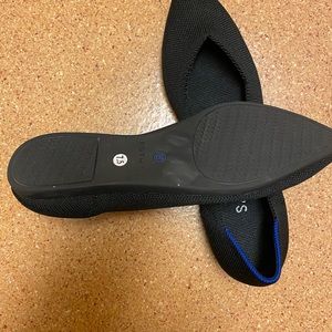 Rothys the point black solid